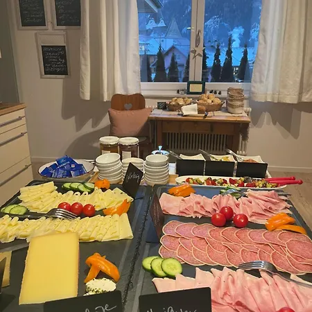 Geissler-reicher Oberwoelz Stadt